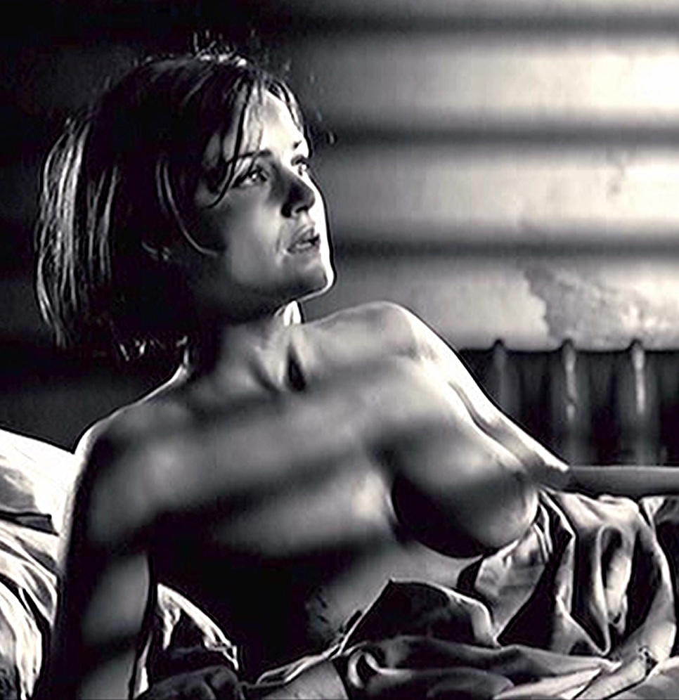 Carla Gugino Nude Scene In Sin City Movie.