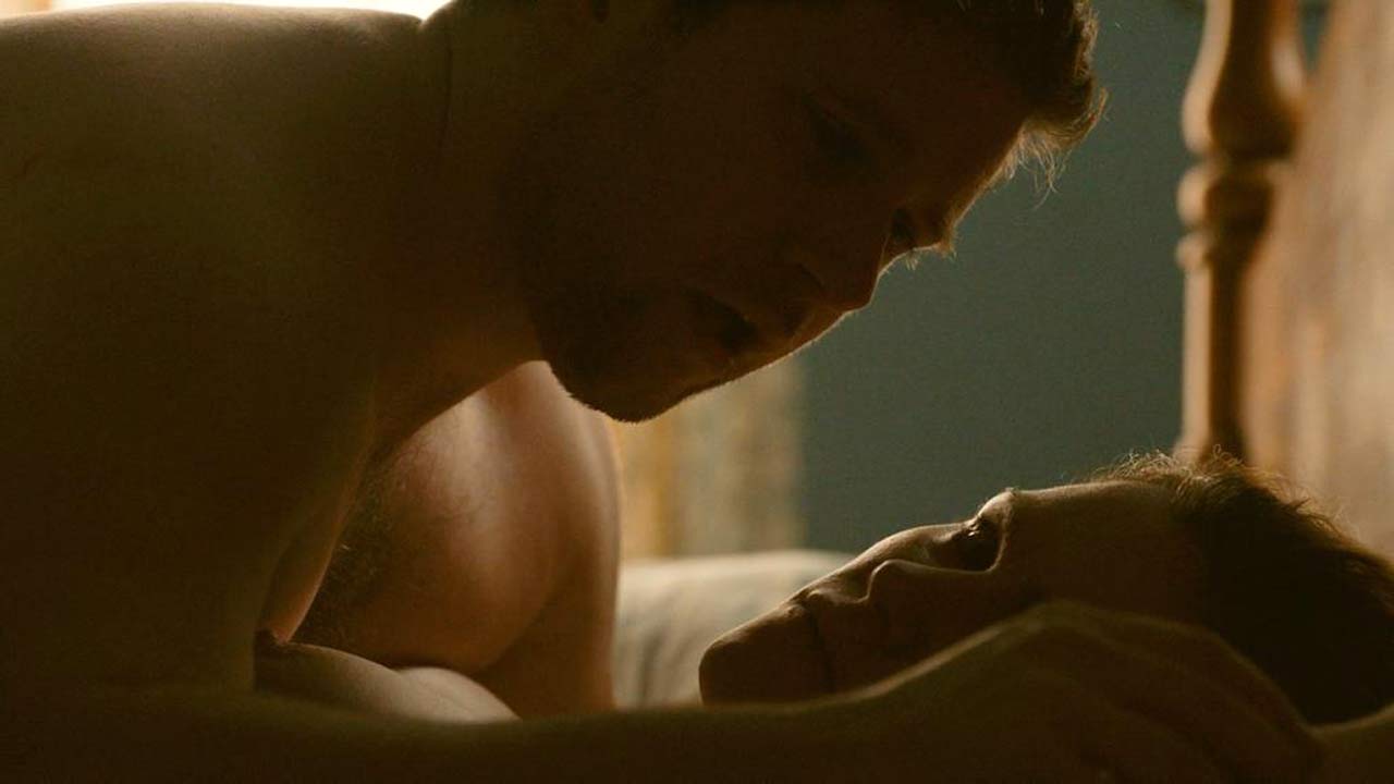 Anna Paquin Nude Tits And Tattooed Ass In Bellevue