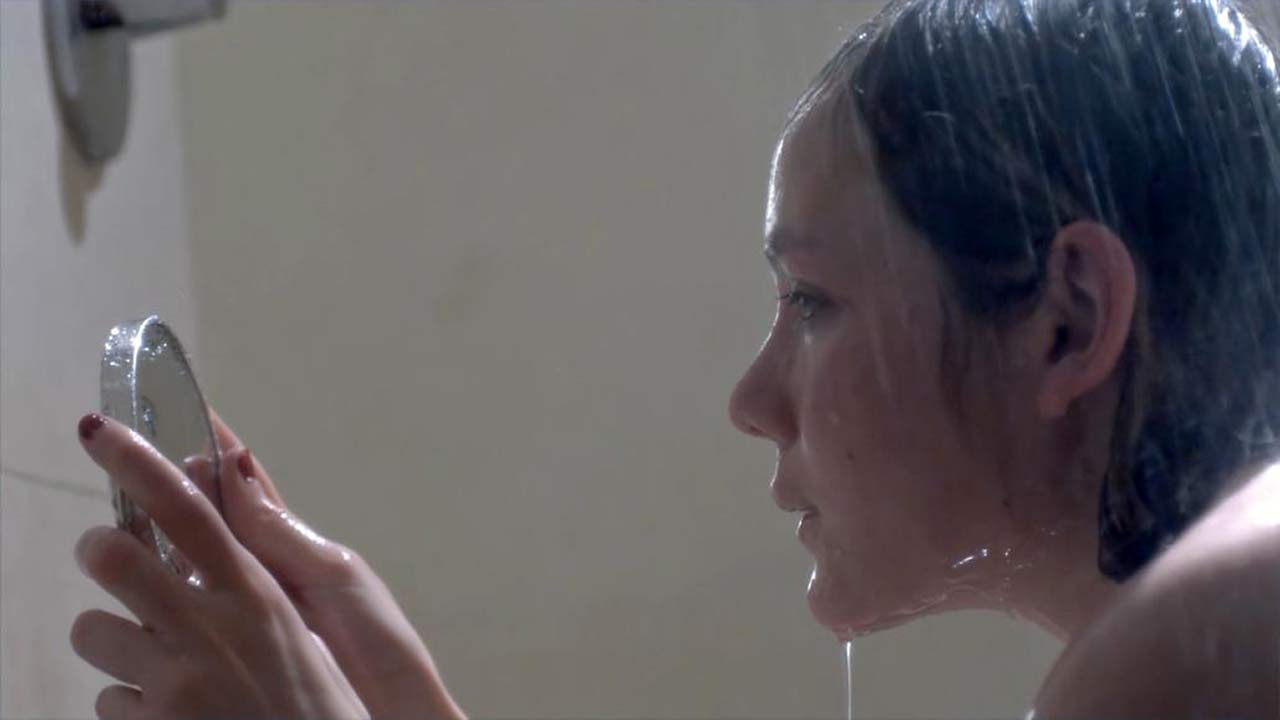 Louisa Krause Nude Showering Scene From Toe To Toe