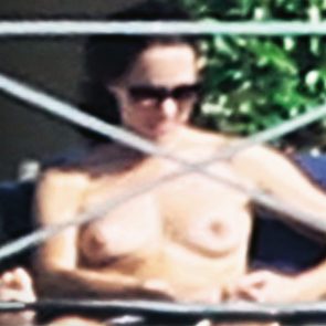 Duchess Kate Middleton Topless Sunbathing Pics From France Scandal Planet