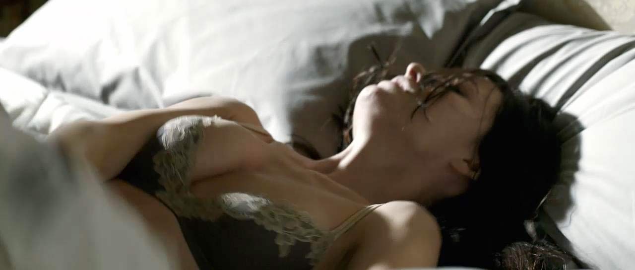 Olivia Wilde Making Out While Having Sex In Third Person Scandal Planet