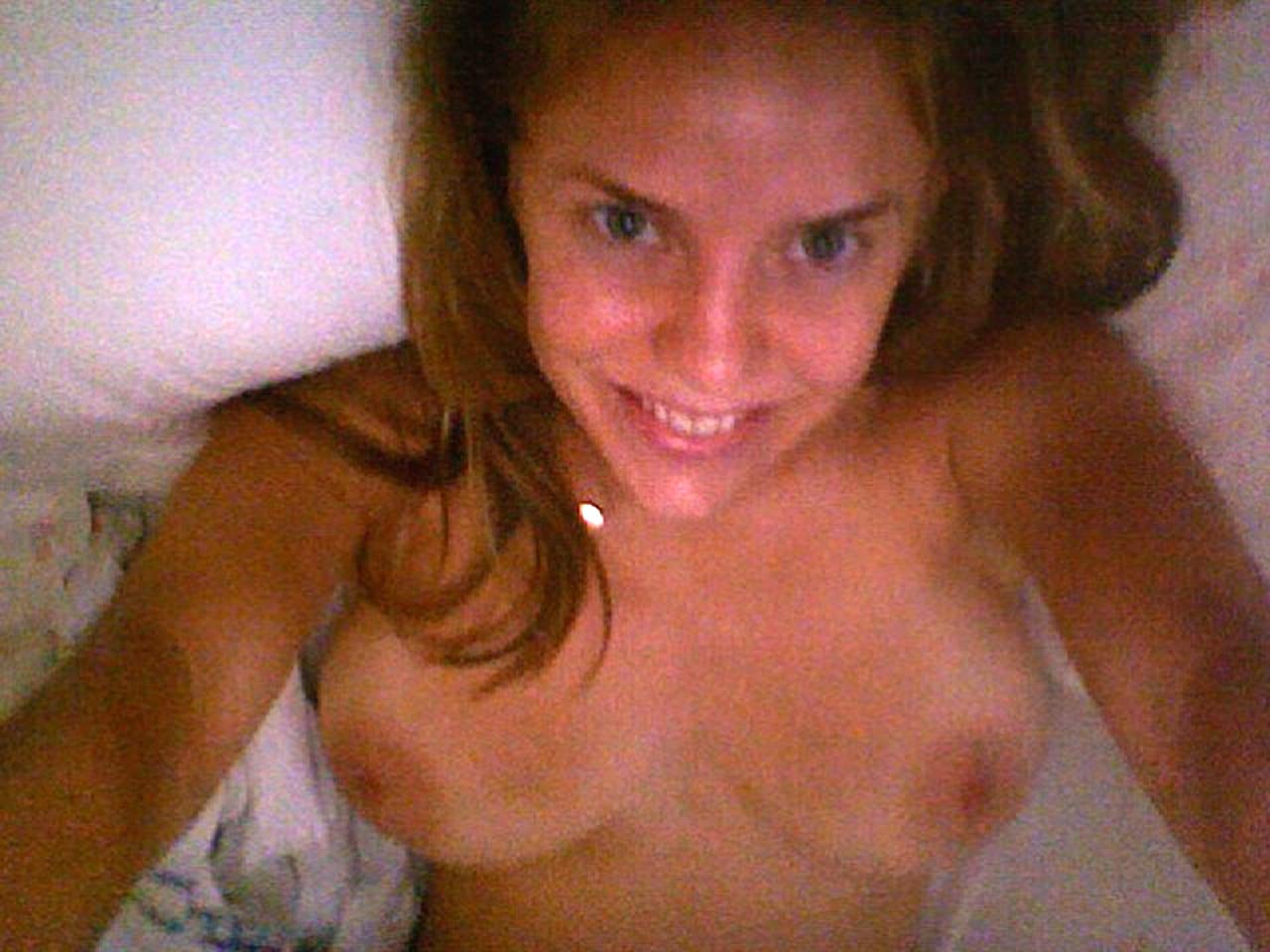 Garner topless kelli Kelli Garner