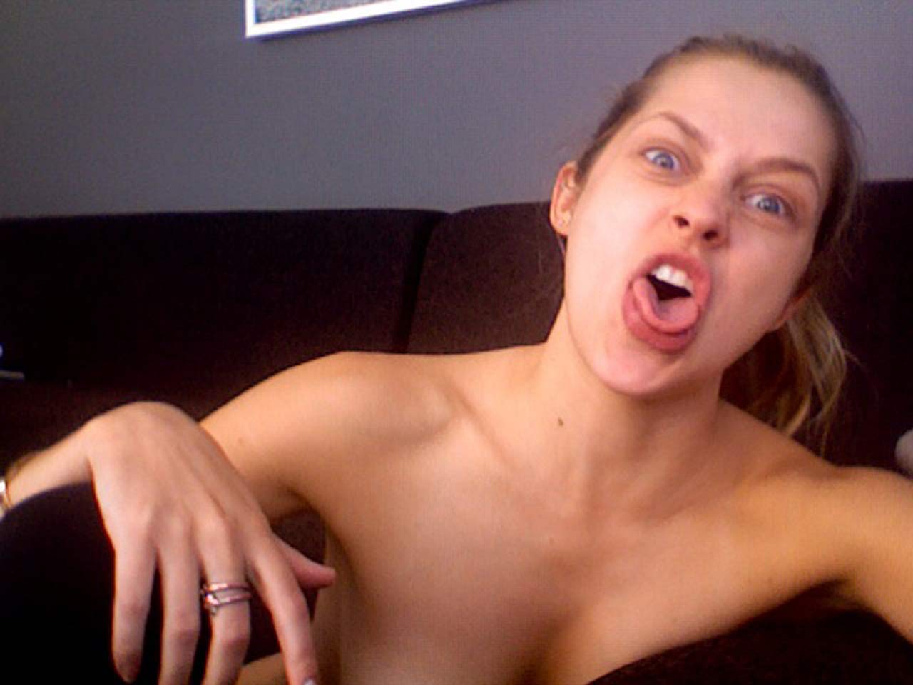 Teresa Palmer Nude Leaked Photos.