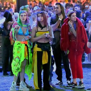 05-Bella-Thorne-Sexy-Coachella