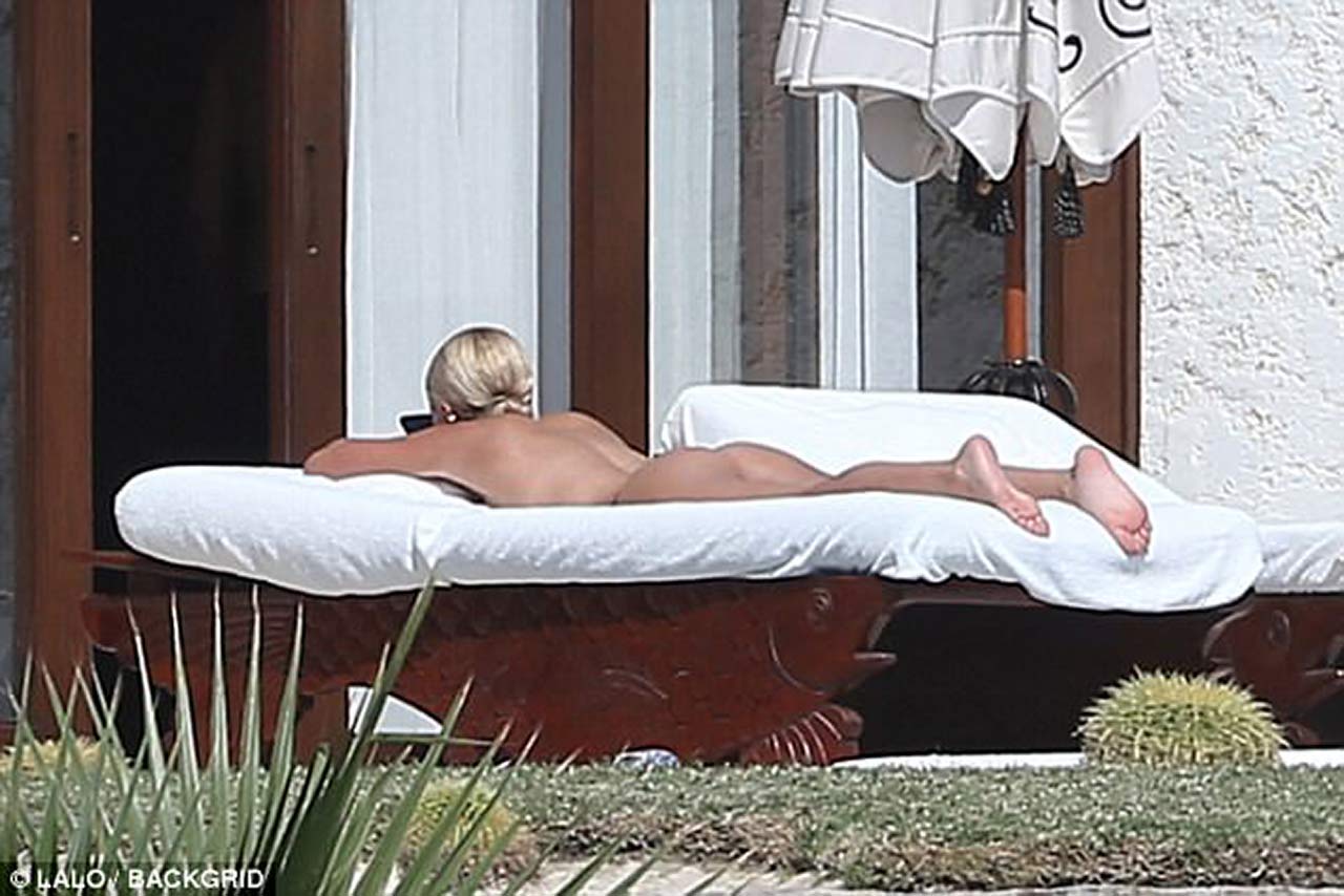 Sofia Richie Nude Sunbathing with Scott Disick.