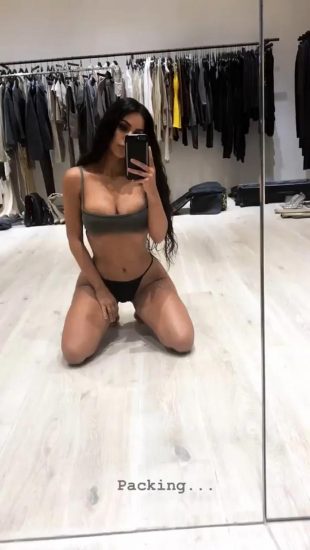 2021 Kim Kardashian Nude in Sex Tape – Famous PORN ! 209