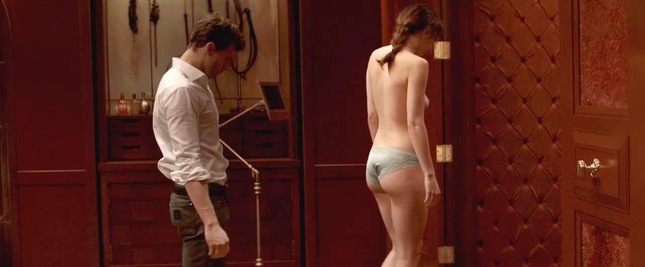 1280px x 530px - Dakota Johnson Topless Whipping Scene From 'Fifty Shades of ...