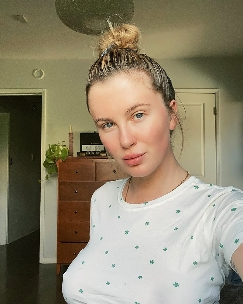 Ireland Baldwin Nude And Topless Pics And Porn Video Scandal Planet 