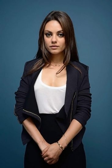 Mila Kunis Nude LEAKED Private Pics & Porn Video From Her Cell Phone 646