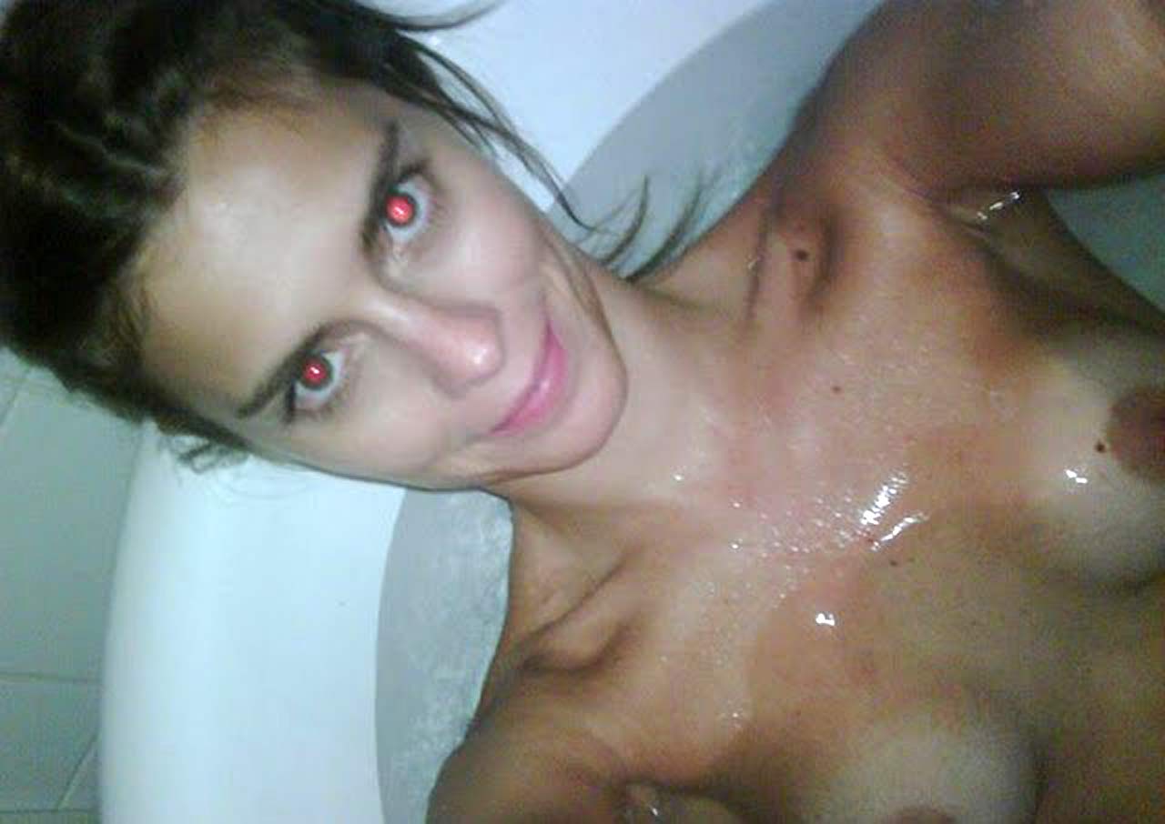 Carolina Dieckmann Nudes Leaked From Her ICloud Sc