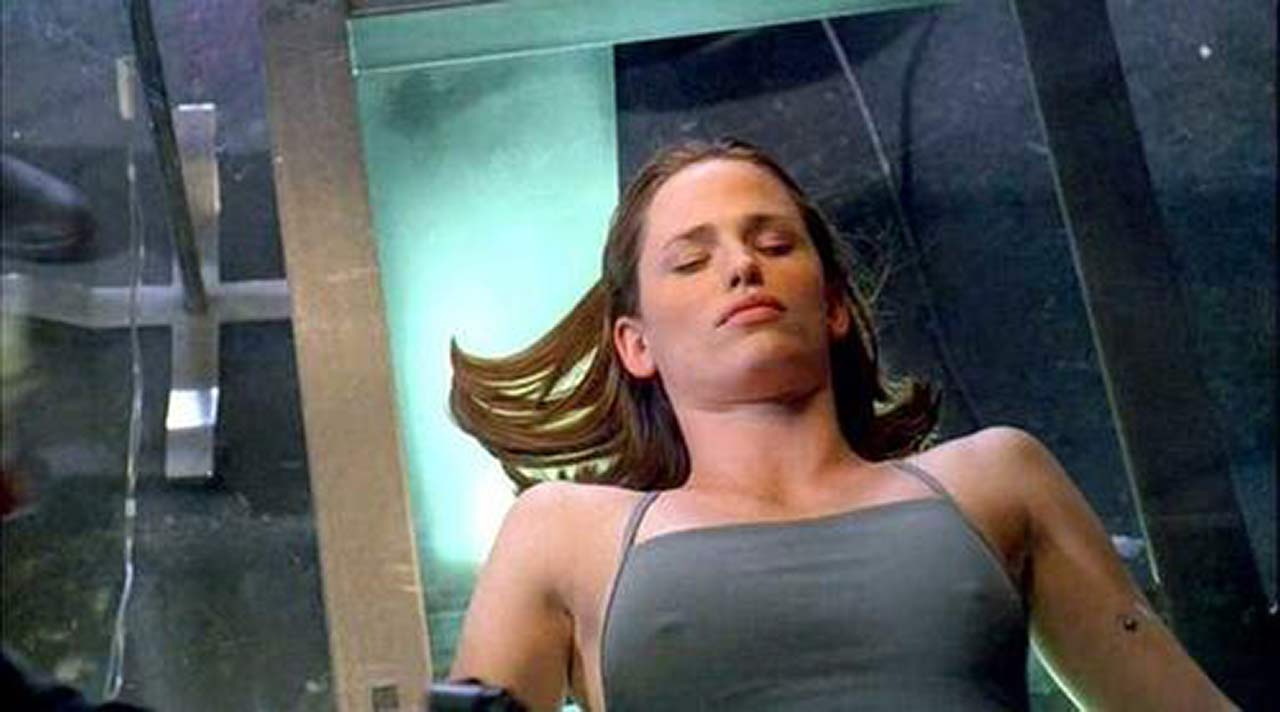There are some pokies and upskirt photos of Jennifer Garner too