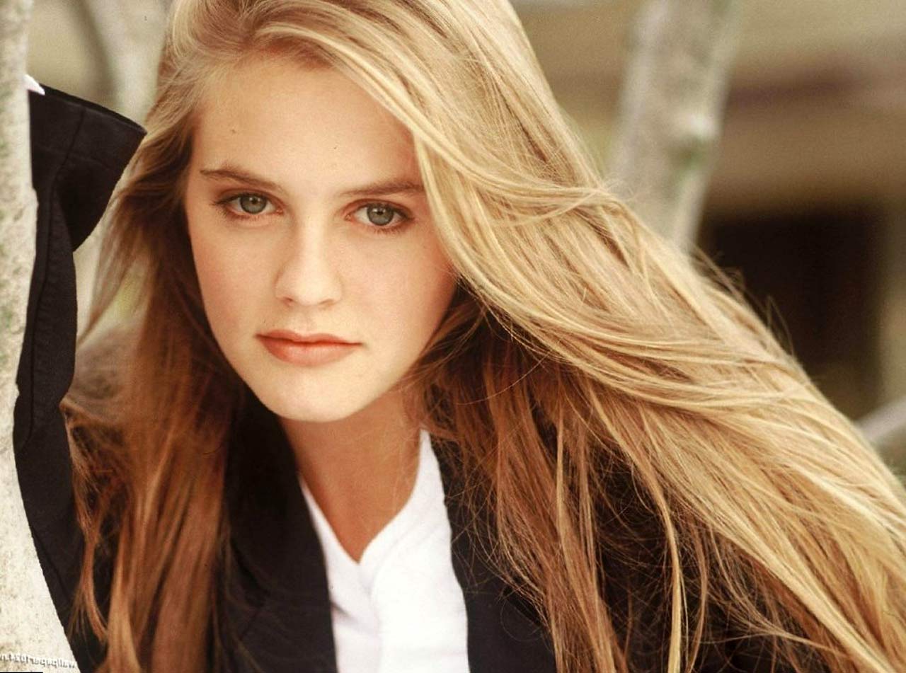 Alicia Silverstone Nude Masturbation Porn Video Leaked From Her Phone Scandal Planet