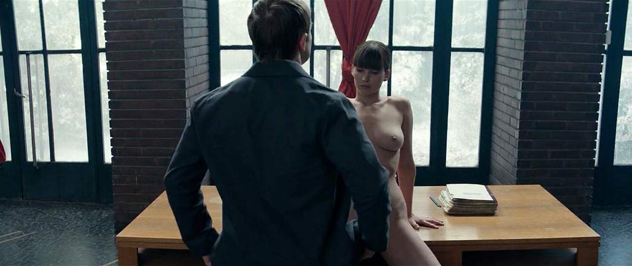 Jennifer Lawrence Nude Scene In Public From Red Sparrow Movie Scandal Planet