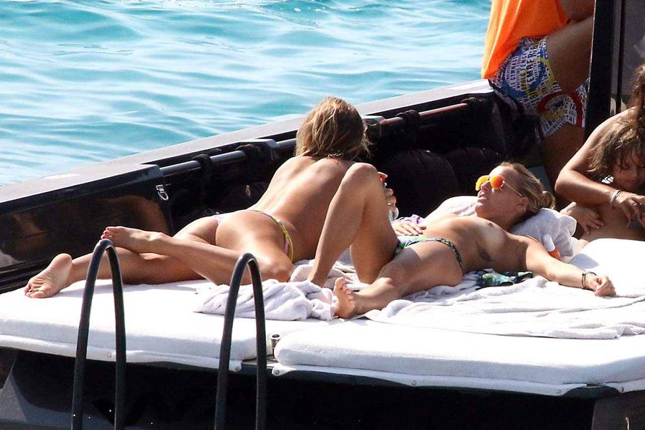 Diver Tania Cagnotto Porn - Italian Diver Tania Cagnotto Nude Tits In Spain - Scandal Planet