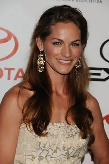 Kelly Overton Scandal Planet