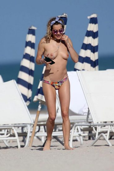 Chelsea Leyland Nude Tits Exposed At Miami Beach Scandal Planet