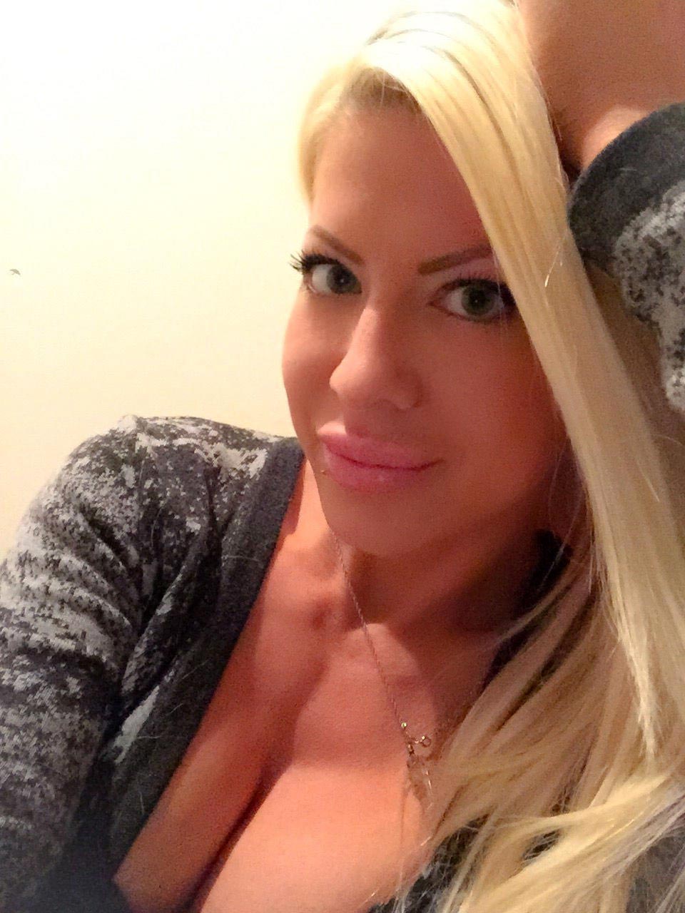 Angelina Love Porn Video and Shocking Leaked Nudes 15
