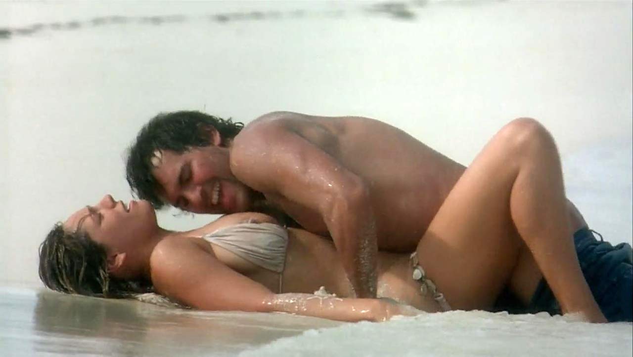 1280px x 723px - Kelly Brook Naked Sex On The Beach in 'Survival Island ...