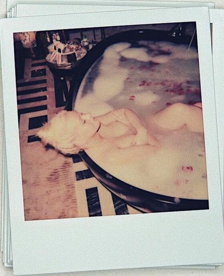 Christina Aguilera Nude LEAKED Pics & Topless Videos 48