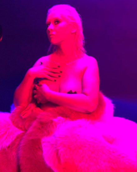 Christina Aguilera Nude LEAKED Pics & Topless Videos 49