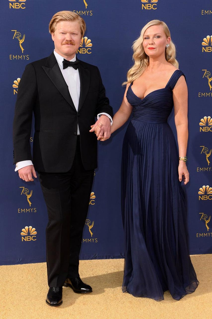 Kirsten Dunst Cleavage Exposed At Emmy Awards Scandal Planet