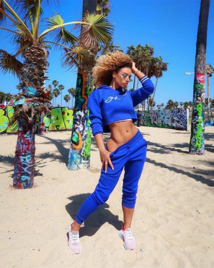 Jena Frumes Nude LEAKED & Topless Instagram Pics 12