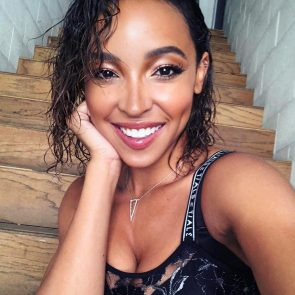 Tinashe Nude LEAKED Sex Tape And Topless Pics [2021] 231