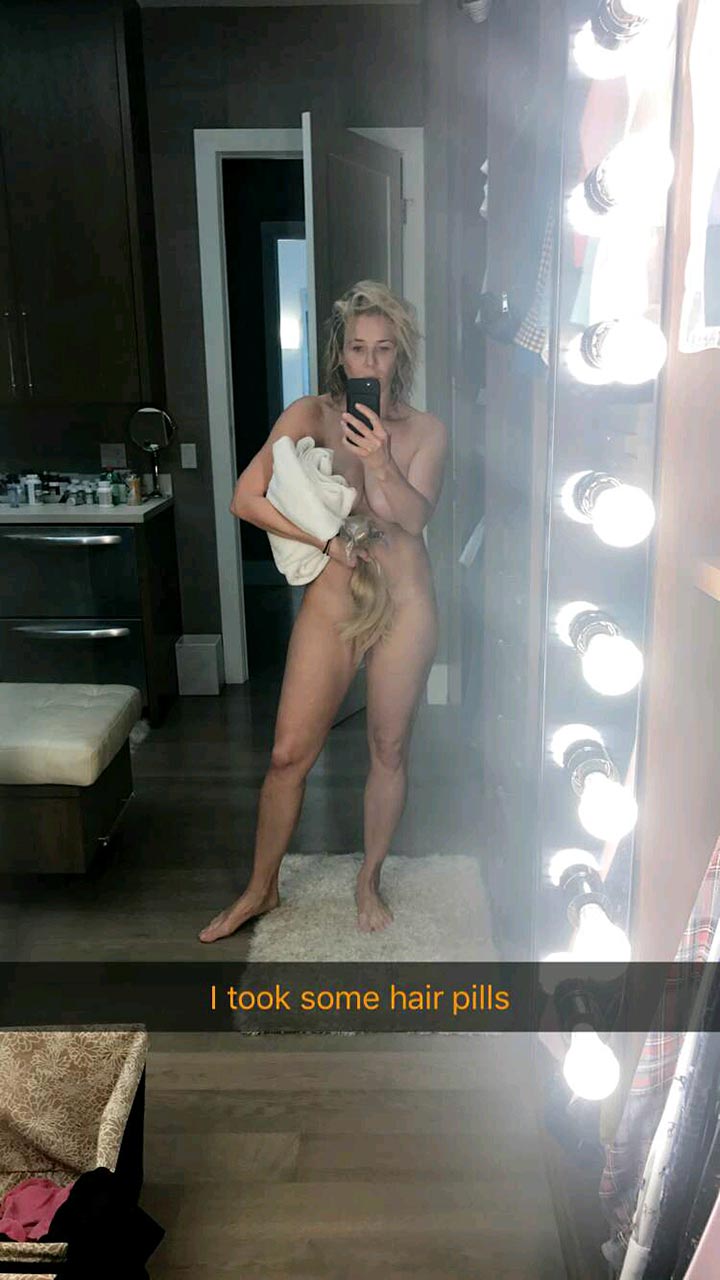 Chelsea Handler Nude Leaked Pics And Sex Tape Scandal Planet 