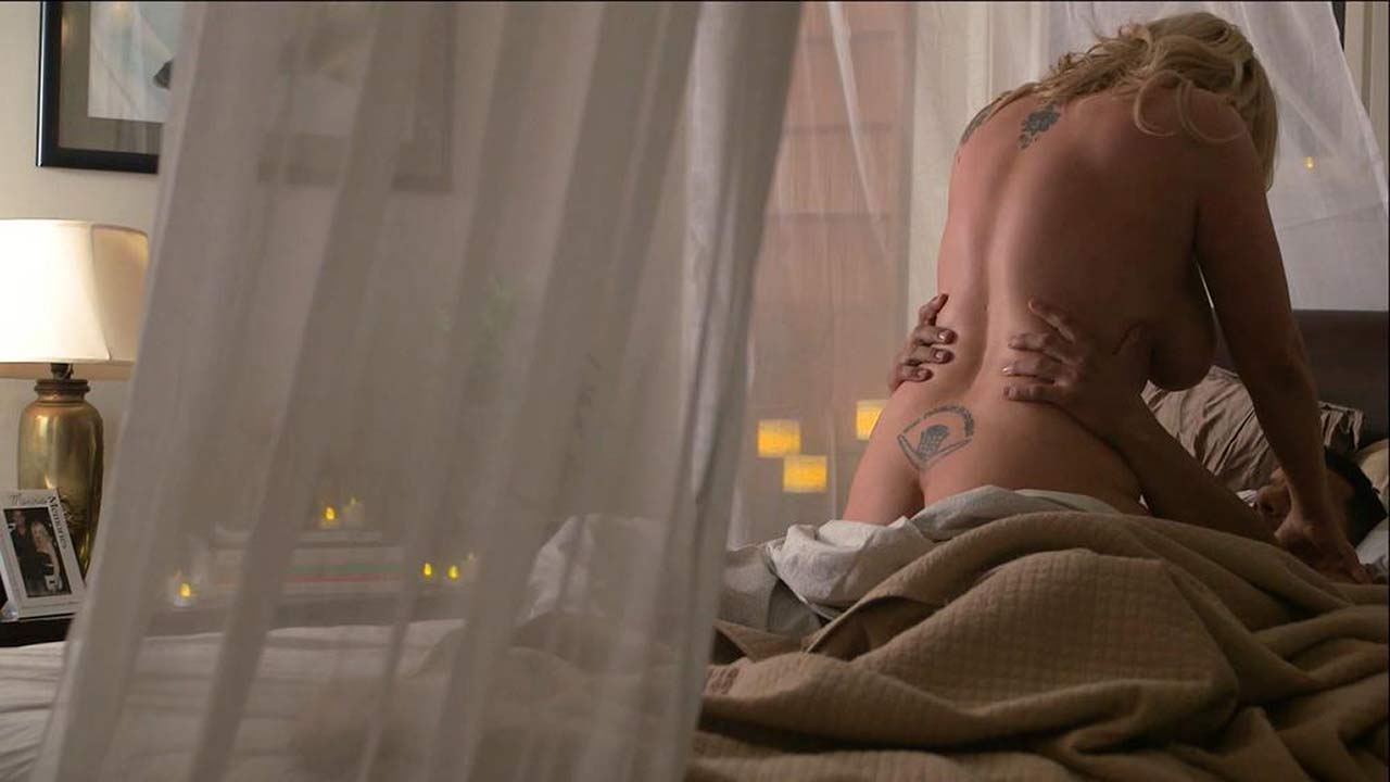 Jennifer Blanc  nackt