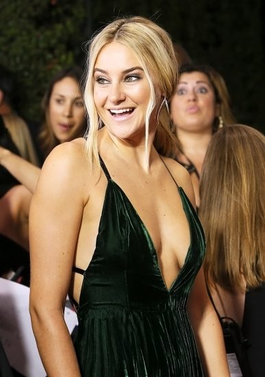 Shailene Woodley Nude Pics and Sex Scenes Compilation 186