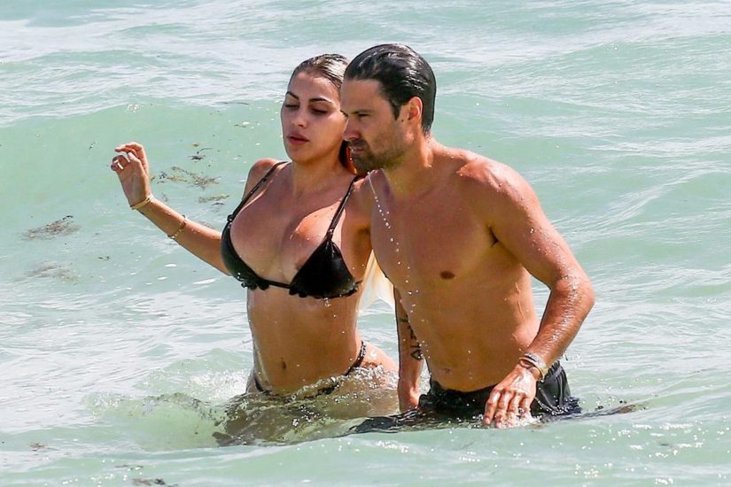Alexa Dellanos Nip Slip At The Beach Scandal Planet