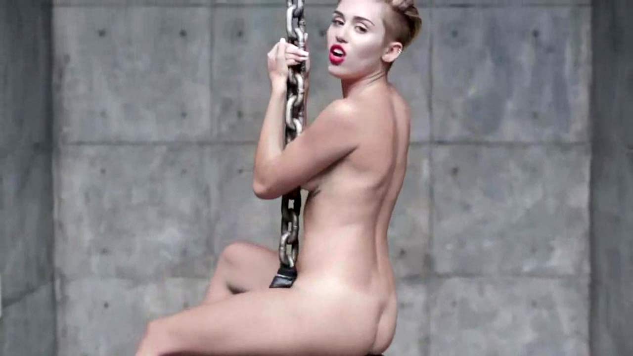 Miley Cyrus Nude Leaked Pics And Real Porn 2020 Update 