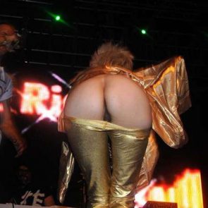 Xxx pictures of yolandi visser casually come For Xxx pictures of yolandi visser have