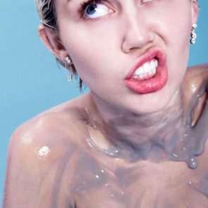 Miley Cyrus Nude Leaked Pics and Real PORN [2020 UPDATE] 65
