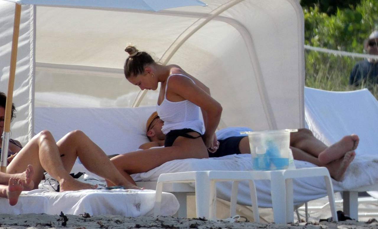 Francesca Aiello Nude Tits Flashed on the Beach ! - Scandal ...