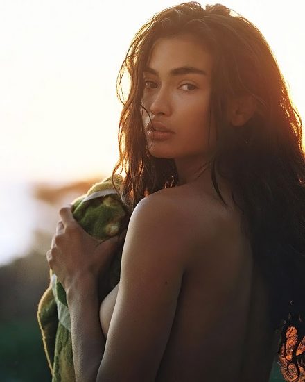 Kelly Gale Nude & Topless Pics And LEAKED Sex Tape 68