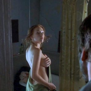 Scarlett Johansson topless