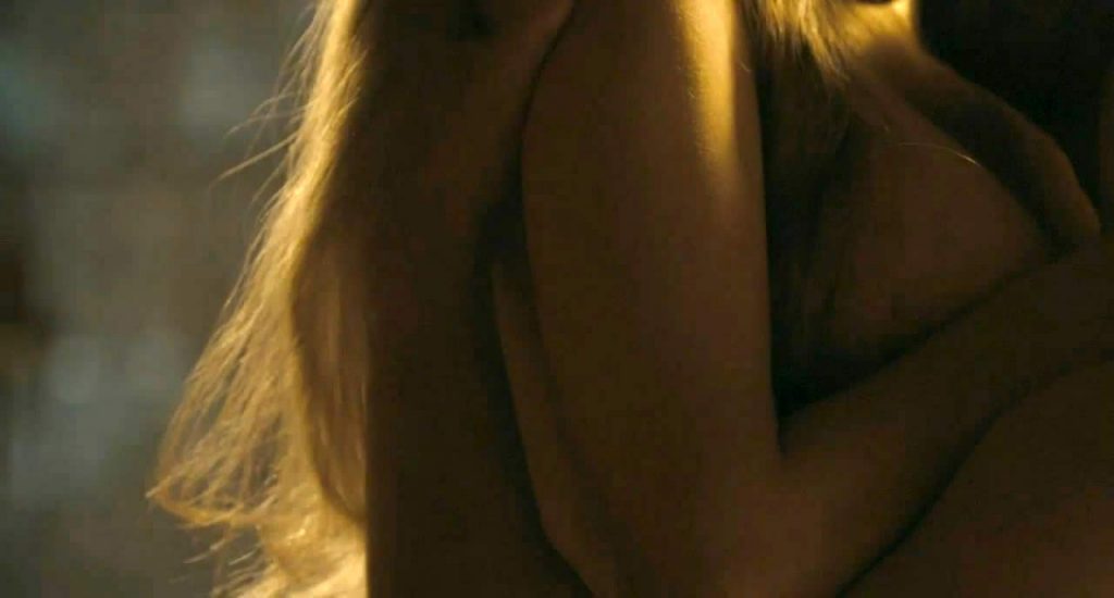 Scarlett Johansson Topless Scene