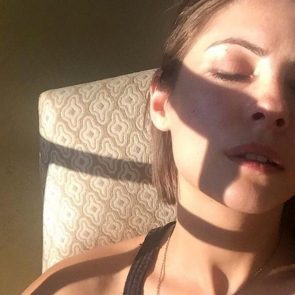 Willa Holland Nude LEAKED & Sexy Pics and Hot Scenes 19