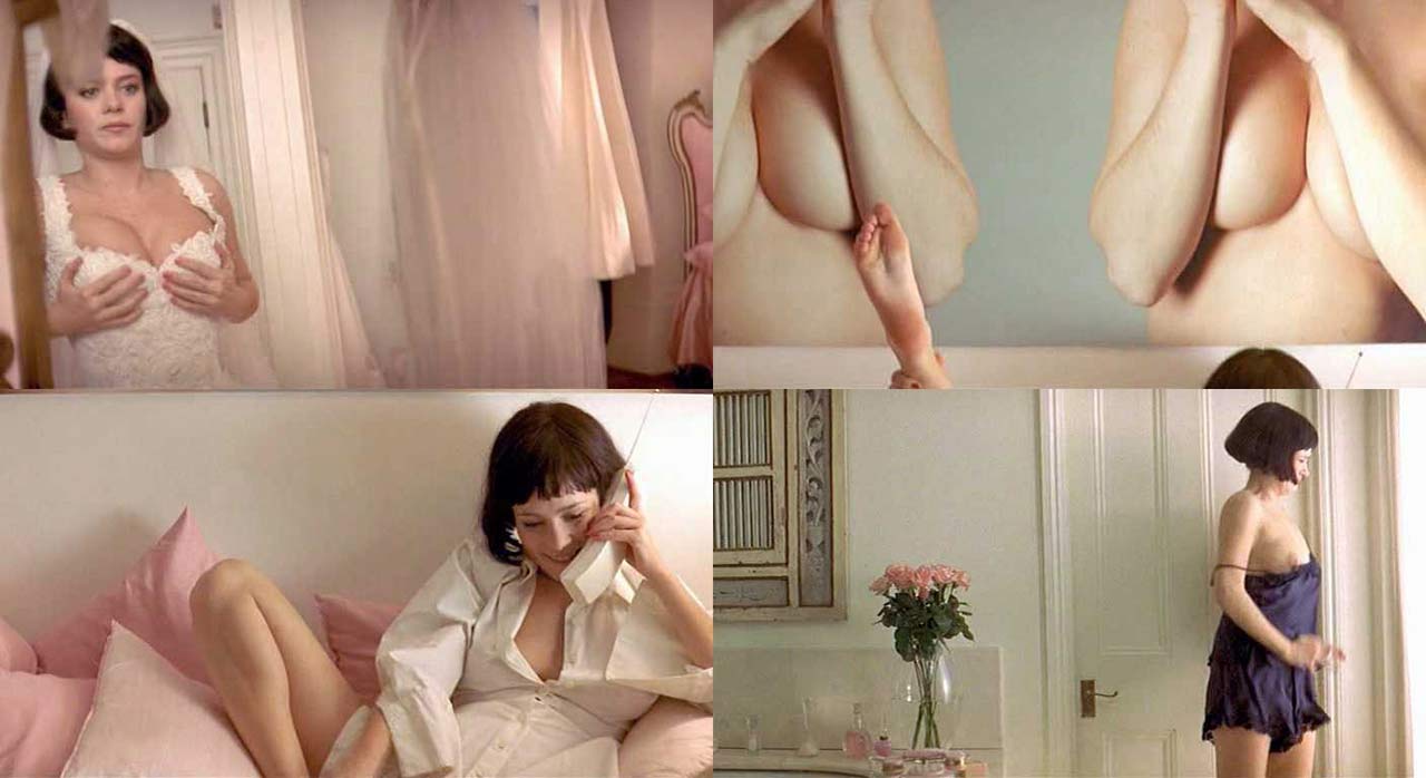 Anna Friel Nudes