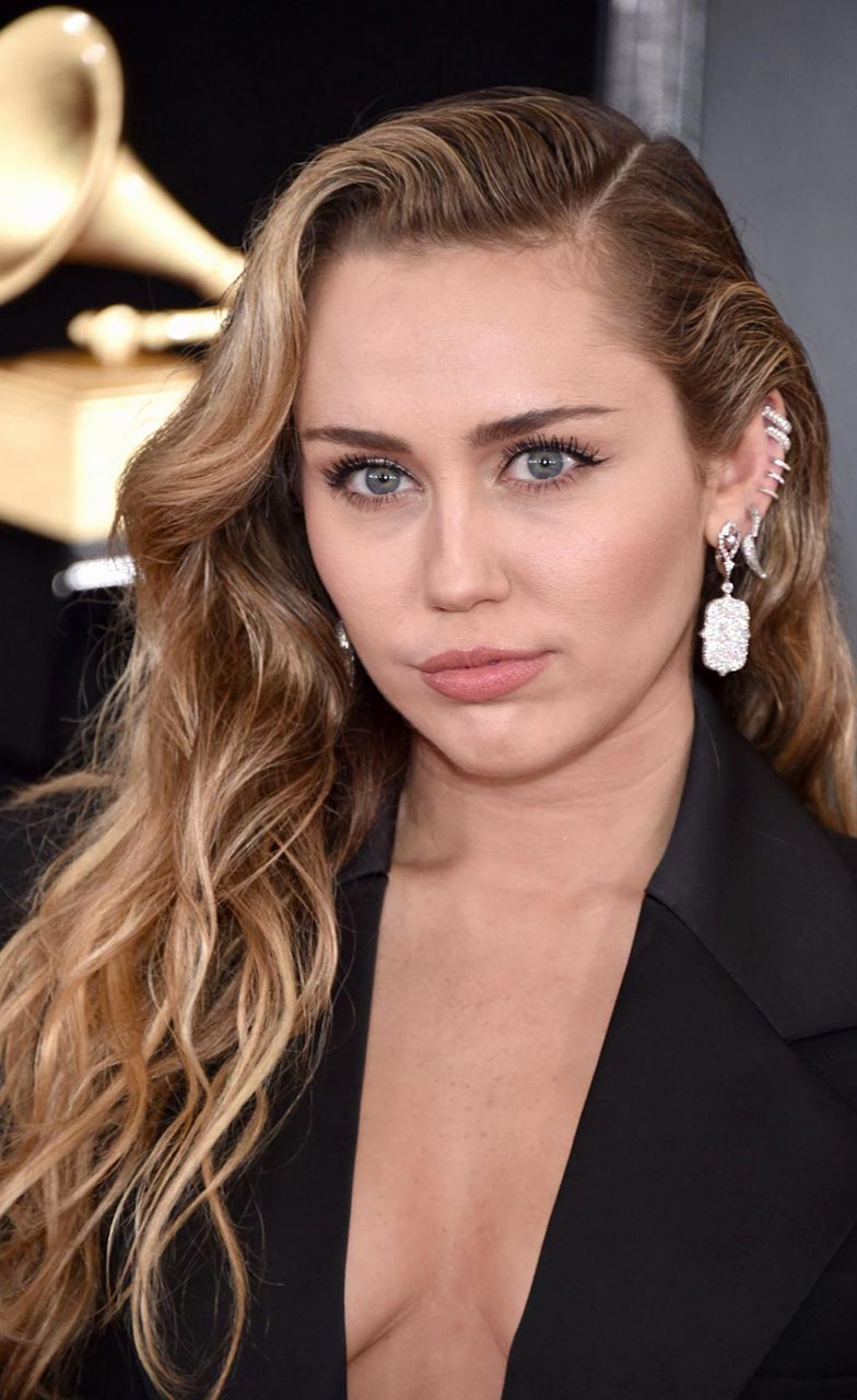 Miley Cyrus Murdered Hannah Montana
