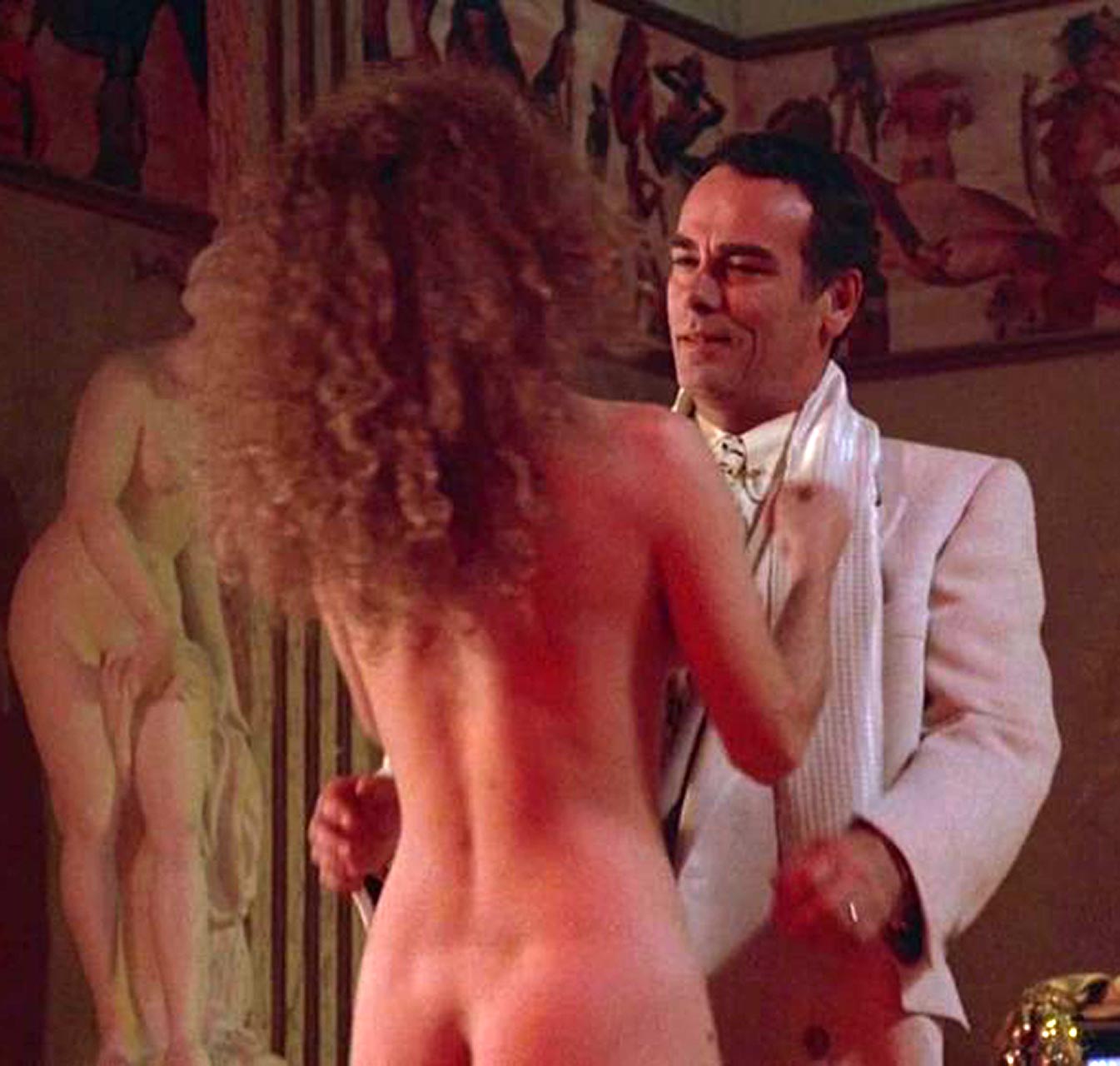 Nancy travis topless