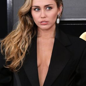 Miley Cyrus Nude Leaked Pics and Real PORN [2020 UPDATE] 113