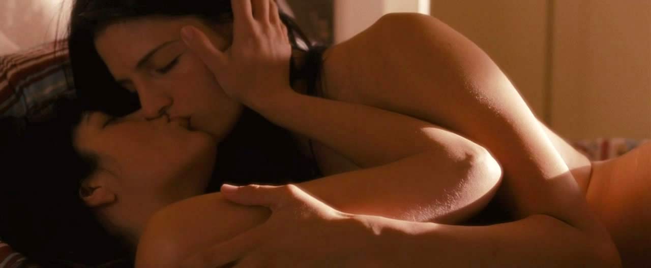 Selma Blair And Stana Katic Nude Lesbian Scene From Feast Of Love 