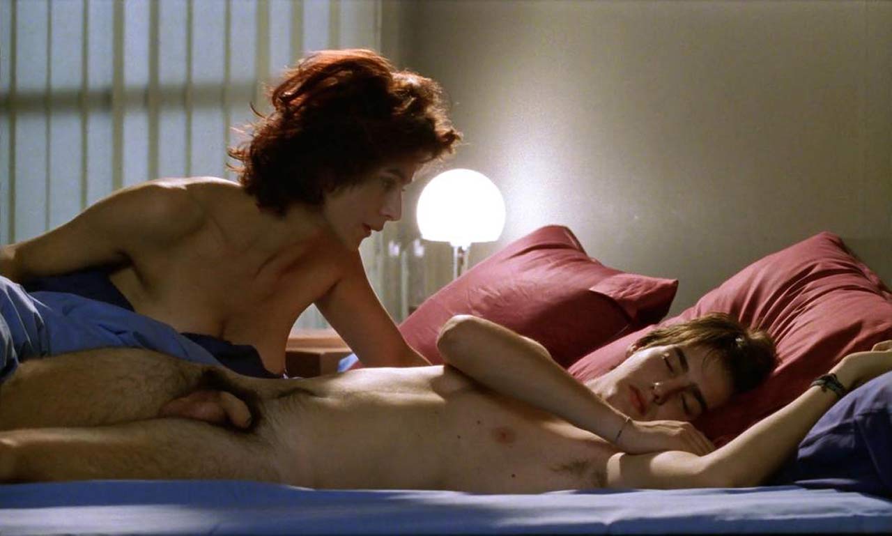 Laura Morante nude blowjob scene.