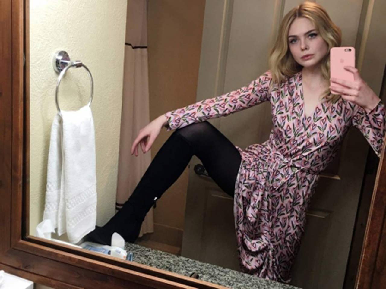 Elle Fanning Nude Leaked Pics Topless Sex Scenes Compilation