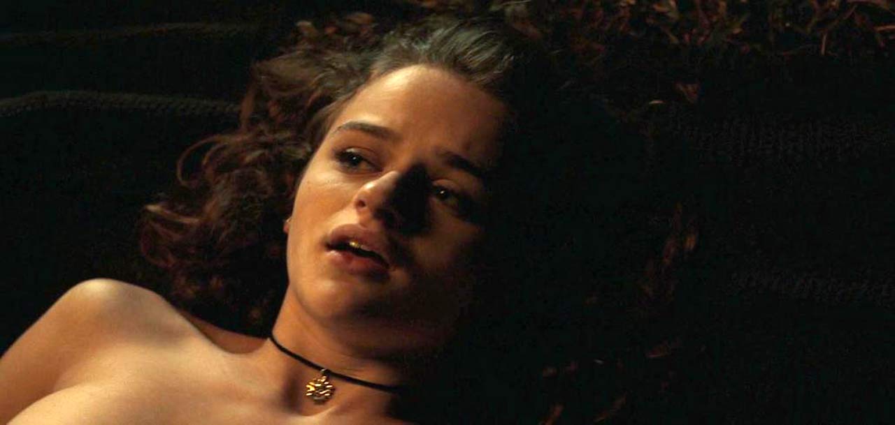 Joey King Sex Scene From Summer 03 Scandal Planet