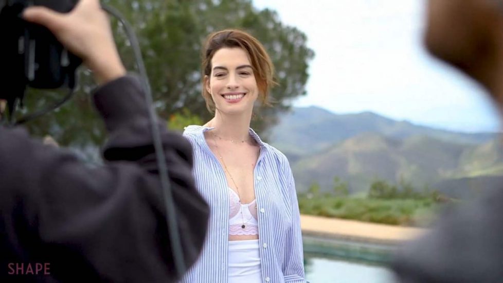 Anne Hathaway Topless for Harpers Bazaar - Scandal Planet