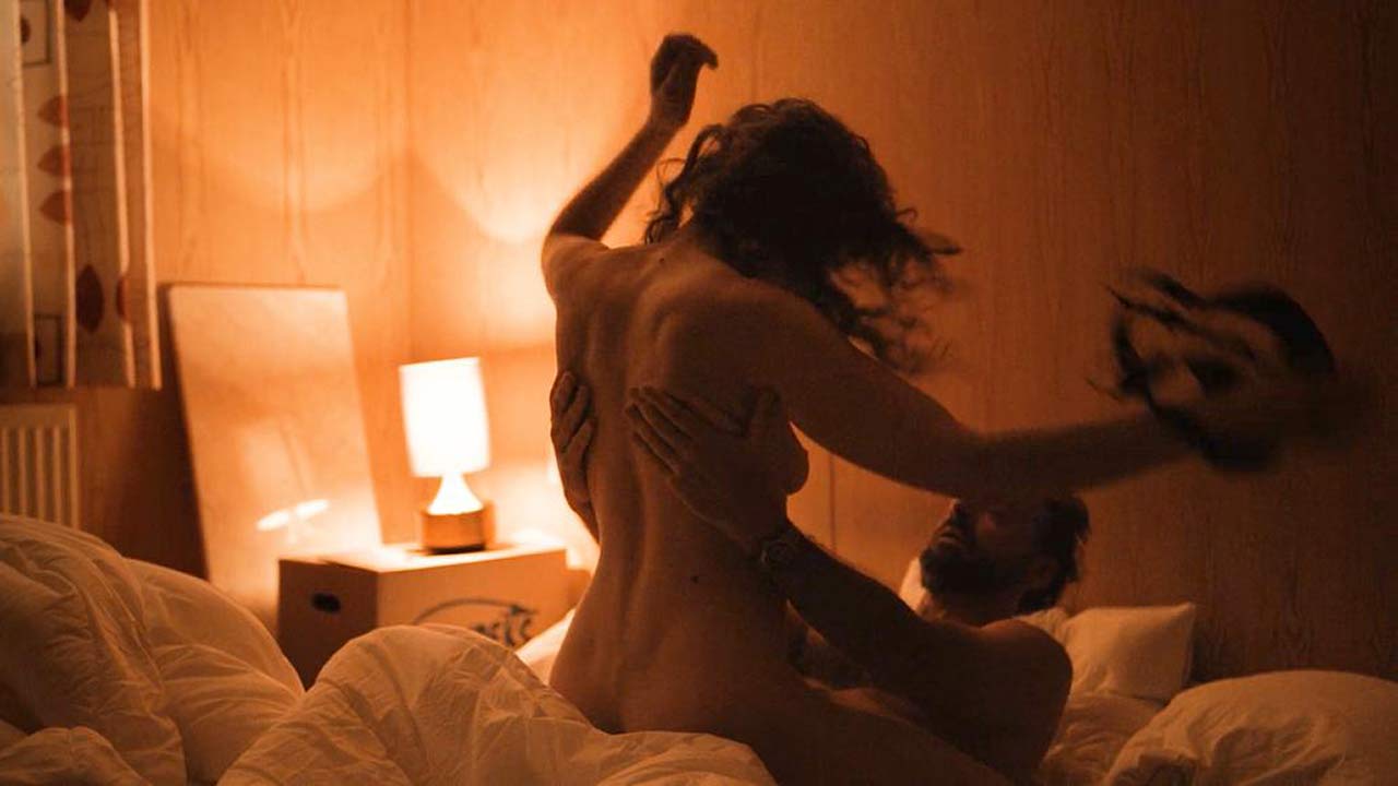 Anna Drijver Nude Sex Scene from 'Undercover'