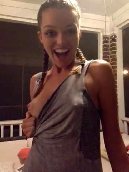 Lili Simmons Nude – 2021 ULTIMATE COLLECTION 52